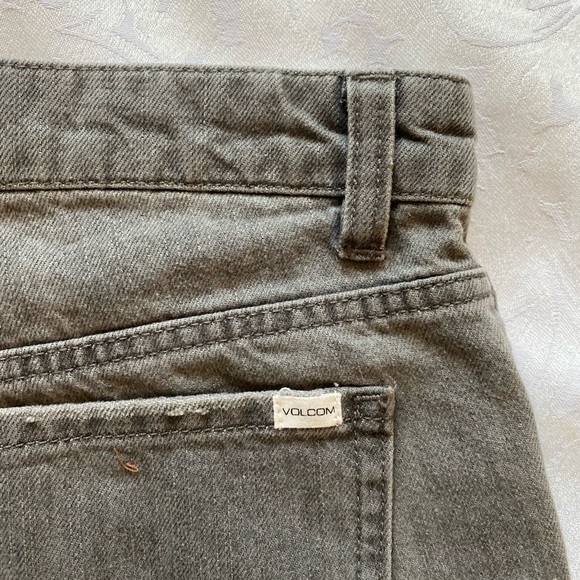 Volcom Stoned Short size 3 women’s jean shirt - Picture 5 of 5